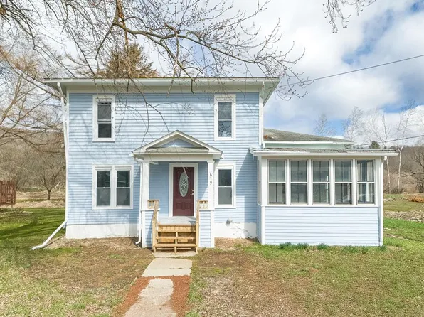 619 E Main St, Westfield, PA 16950