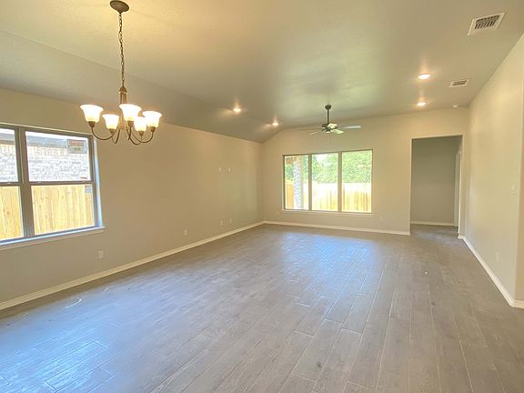 4th image of 3324 Braford Dr