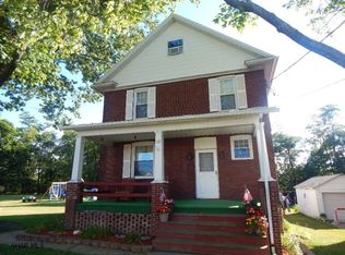 143 1st St, Colver, PA 15927