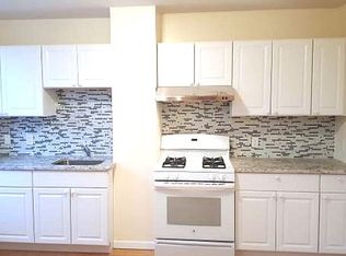 124-13 20th Ave #1F, College Pt, NY 11356