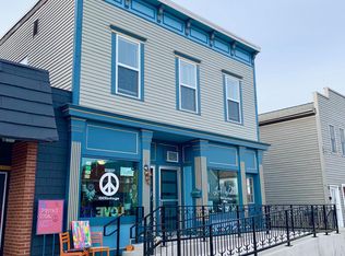 214 S Main St APT B, Algonquin, IL 60102