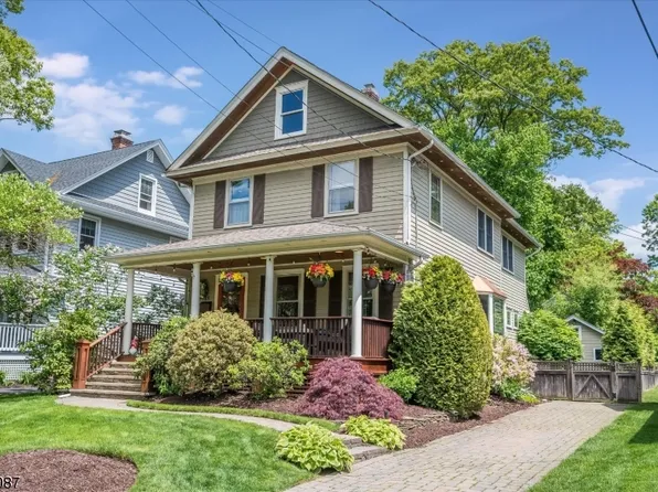 18 Iona Pl, Glen Rock Boro, NJ 07452