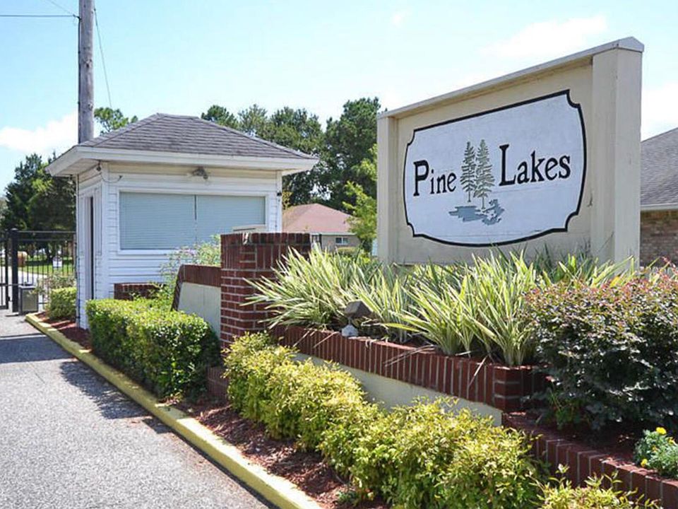 1st image of 679 S NORTHSIDE Drive