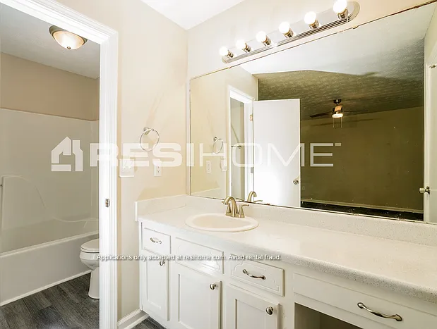 935 River Glen Pl — Photo 11