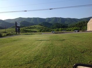 Gov G C Peery Hwy, Pounding mill, VA 24637