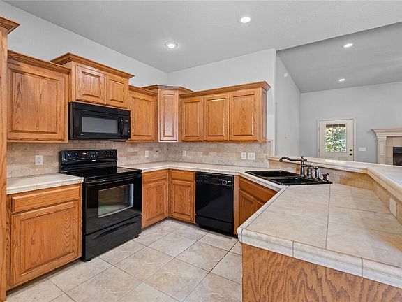 5th image of 1 Winchester Ln