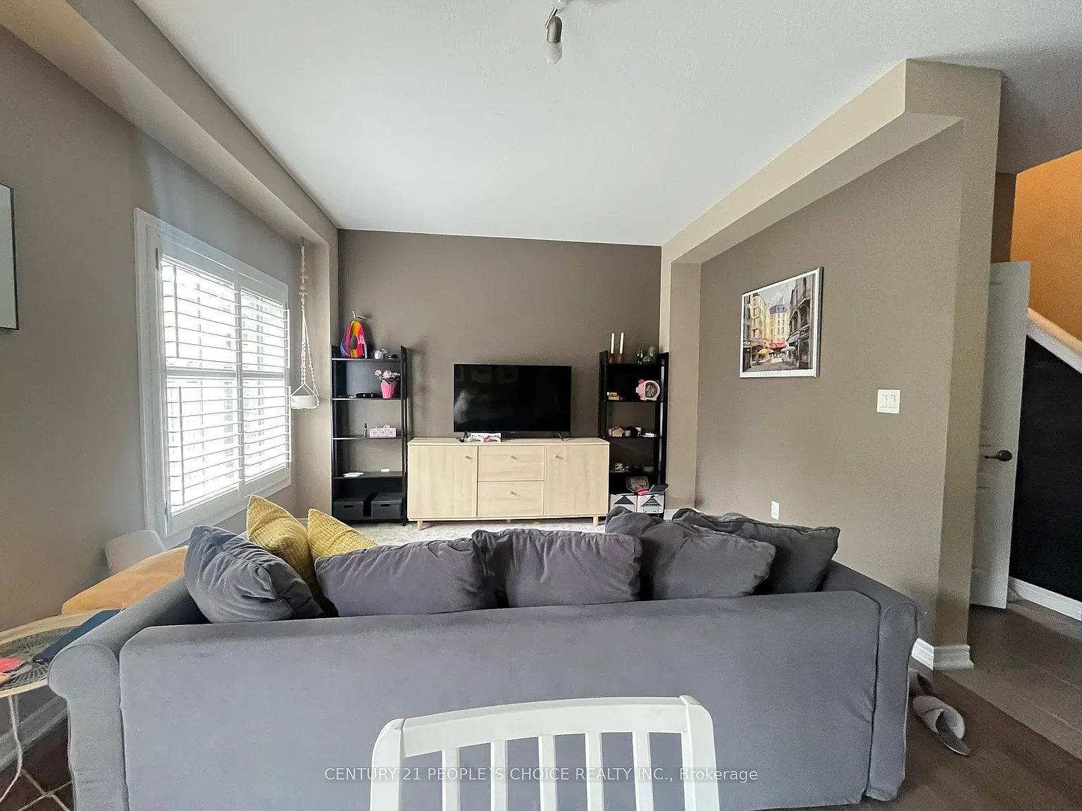 3 bed, $2,800 — Photo 2