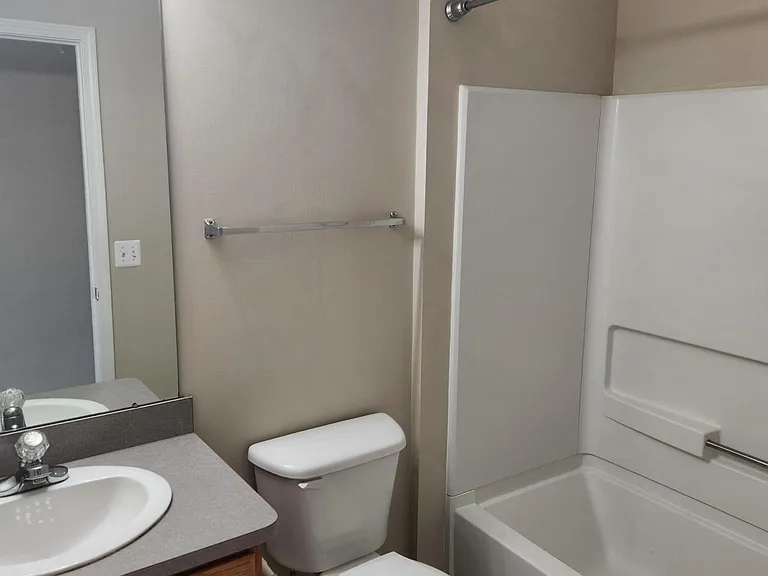 39475 Springwater Dr — Photo 14