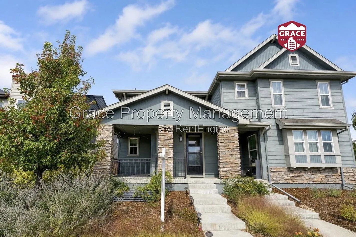 3 bed, 3.5 bath, 2444 sqft, $3,895 — Photo 1