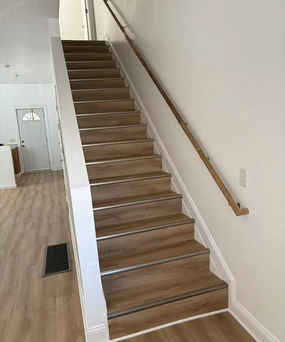 2 bed, 1.5 bath, 1000 sqft, $950 — Photo 1