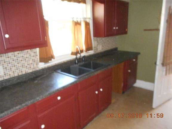 5th image of 507 S Clay St
