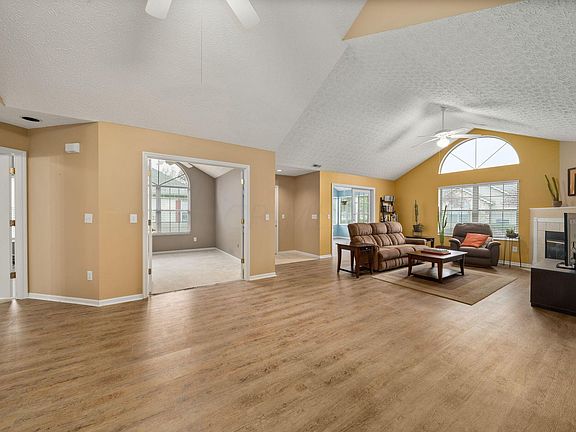 5th image of 92 Shadymere Ln #14