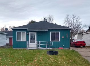 808 E 8th Ave, Sault Sainte Marie, MI 49783