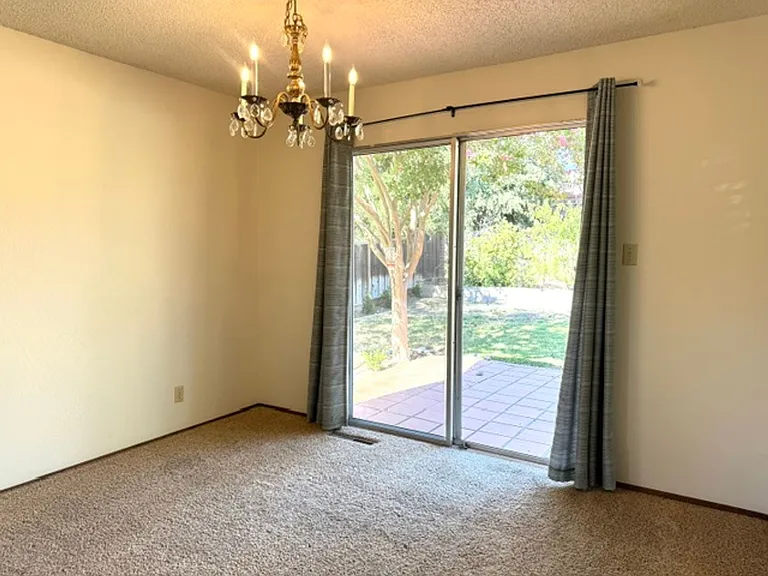 3653 Citrus Ave — Photo 8