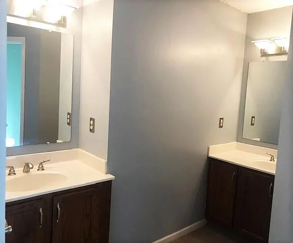 676 Hadley Dr — Photo 4