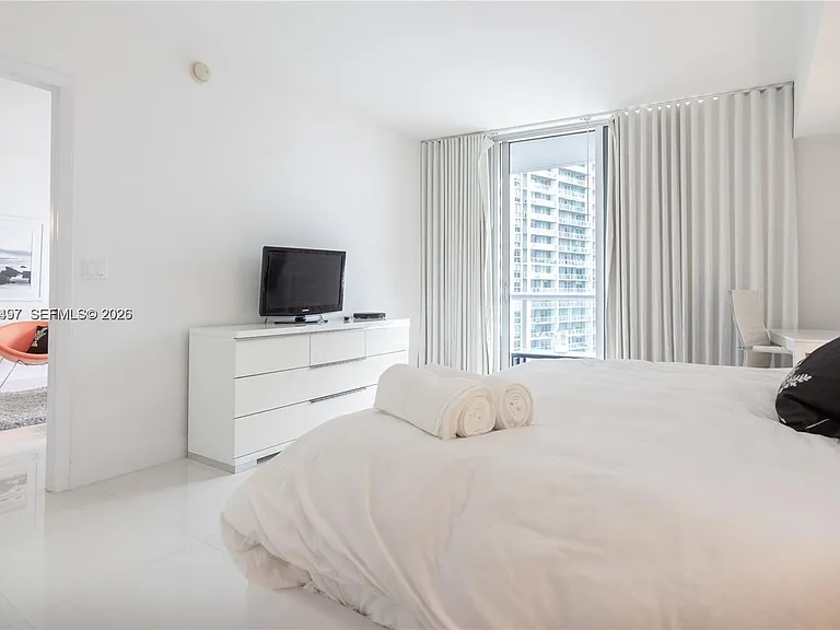 485 Brickell Ave #2006 — Photo 25