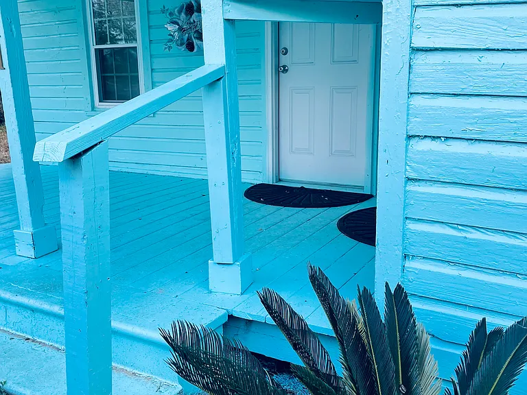 311 Lucky St — Photo 2