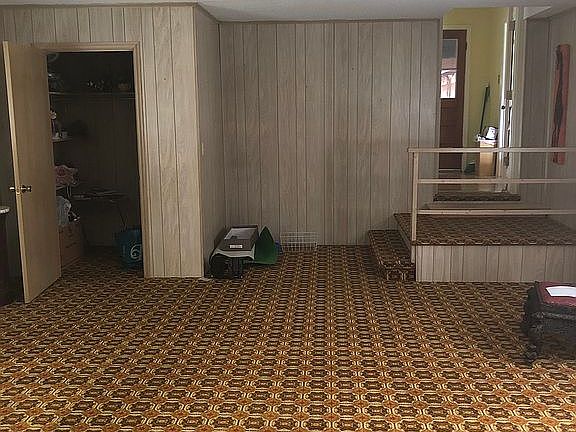 4th image of 1225 Panorama Dr
