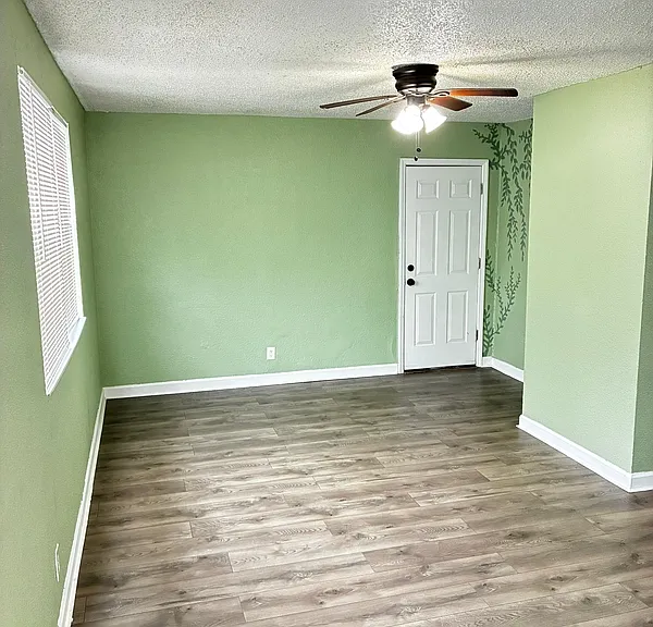 1823 W 6th St #2 — Photo 3