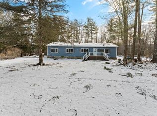 925 South Rd, Sunderland, VT 05252