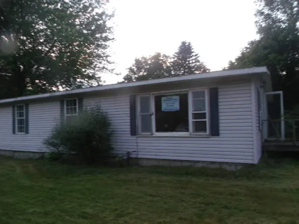 18840 Riverview Dr, Three Rivers, MI 49093