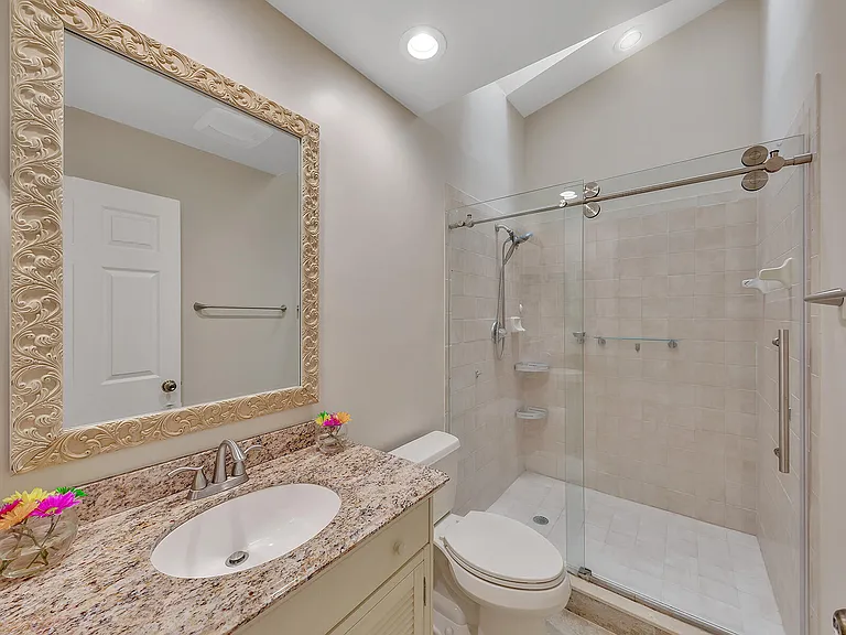 7747 Villa Nova Dr — Photo 22