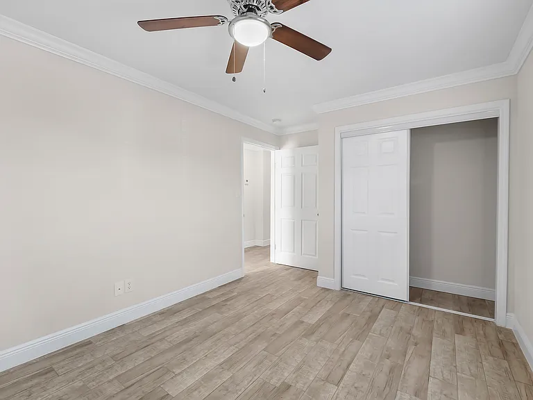 Robertsdale Village Apartments — Photo 52