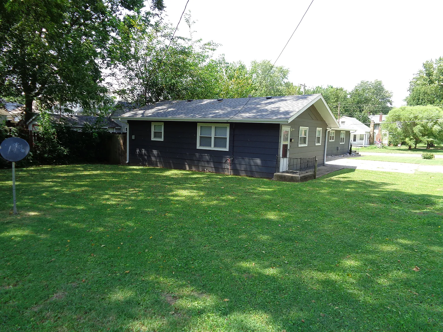 2 bed, 690 sqft, $825 — Photo 2