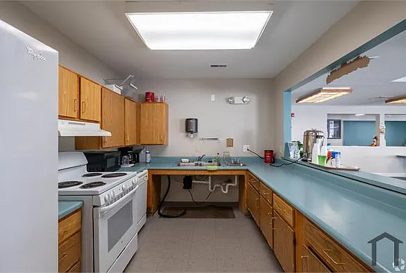 3920 Rivard St — Photo 13