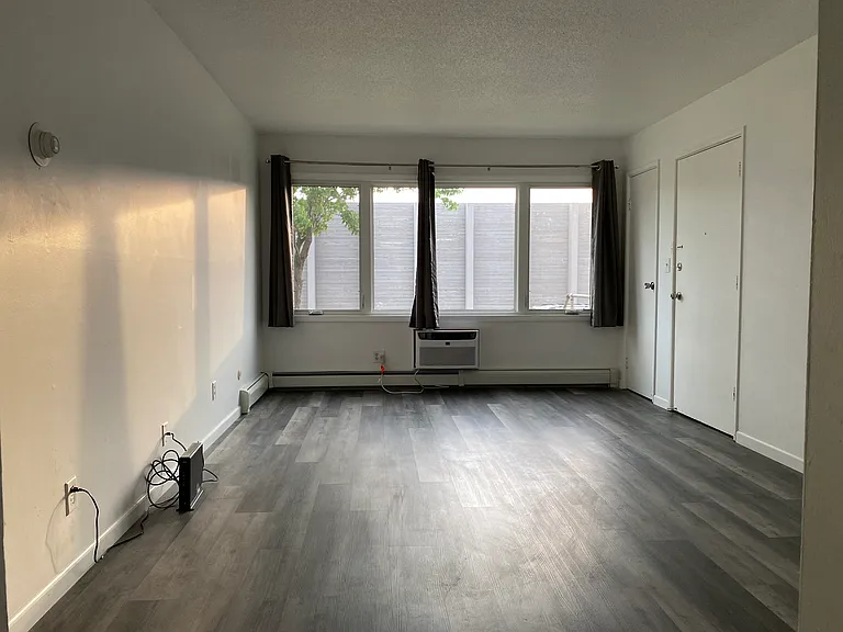 Living room 1