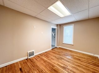 1182 1/2 S 5th St, Kankakee, IL 60901