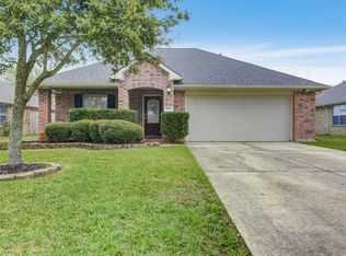 6615 Blue Hollow Ln, Dickinson, TX 77539