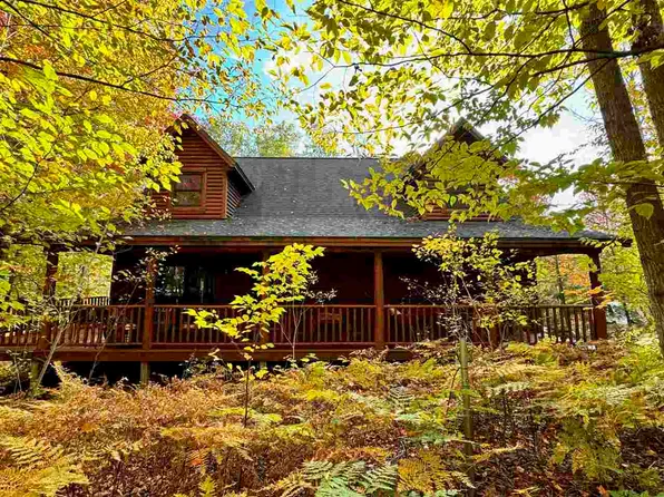 2403 Schroeder Rd, East Jordan, MI 49727