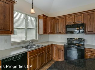 1720 N Bedford St, Wichita, KS 67206