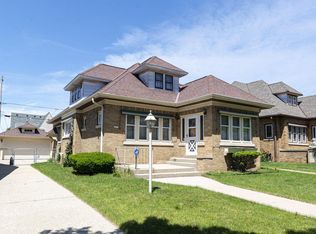 2417 N 59th St, Milwaukee, WI 53210