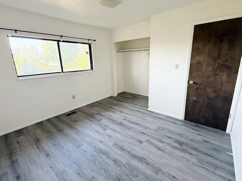 2 bed, 1.0 bath, 1030 sqft, $1,200 — Photo 3