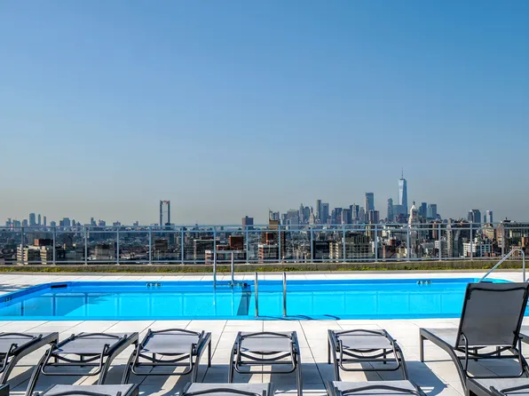 300 East 34th Street image 18 of 47