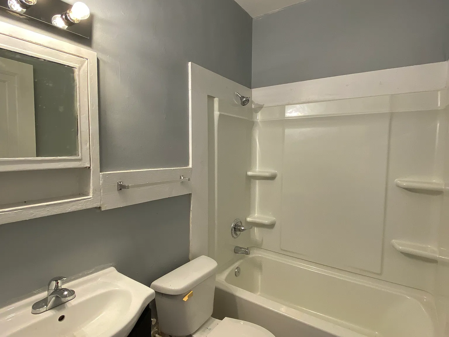301 W whitney Ave #202 — Photo 3