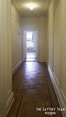 Rented by R New York | media 24