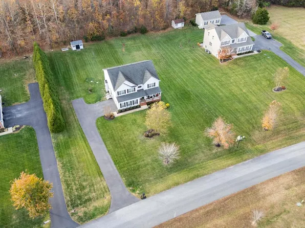 4505 Coachmans Path Ct, Waldorf, MD 20601