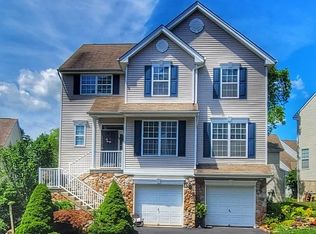 6 Winding Hill Dr, Hackettstown, NJ 07840