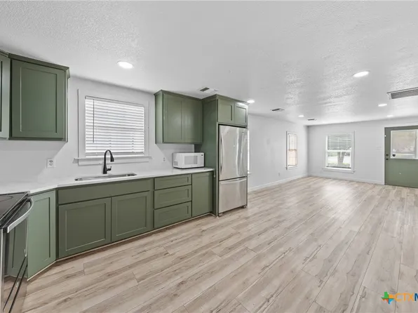 818 S 19th St, Temple, TX 76504