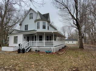 340 W 4th St, Constantine, MI 49042