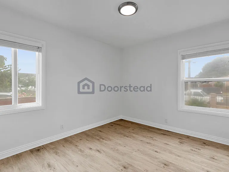 16306 S Denver Ave — Photo 13
