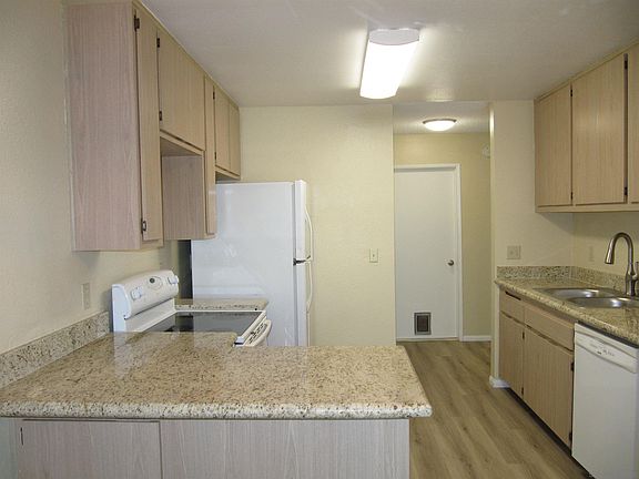 5th image of 7200 Melody Ln Unit 60