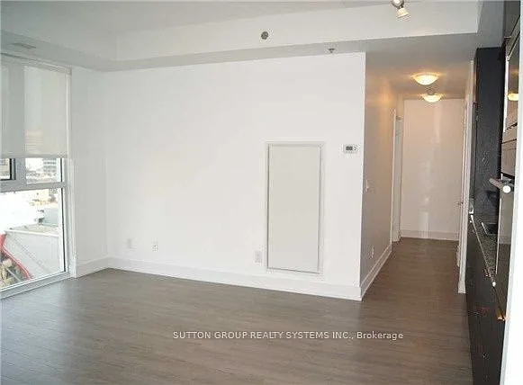 318 Richmond St W #1103 — Photo 5