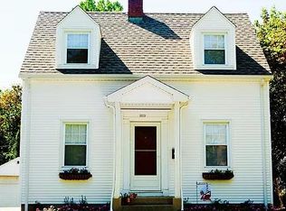 1019 W John St, Champaign, IL 61821