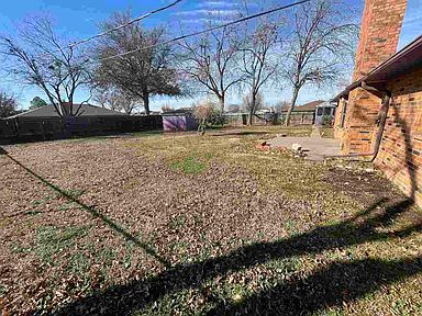 2408 Windsor Rd, Ponca City, OK 74601 | Zillow