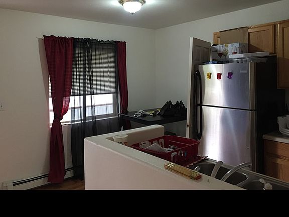 2nd image of 1435 W 25th Ave