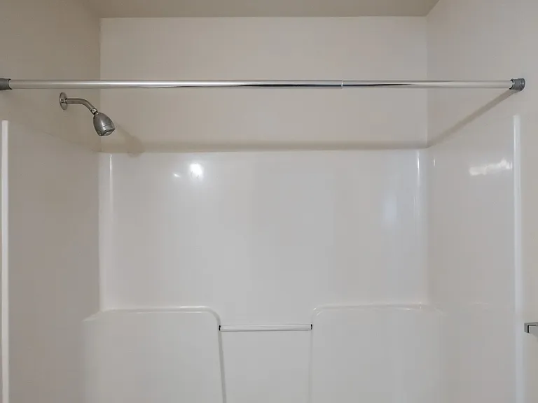 Newcastle Place Apartments — Photo 35